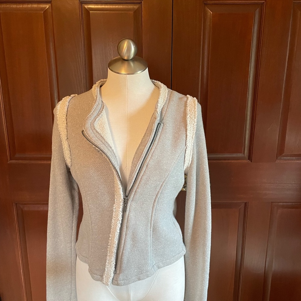 Ladies, gray zip up cardigan, size medium from GAP. Excellent condition. - Picture 2 of 6